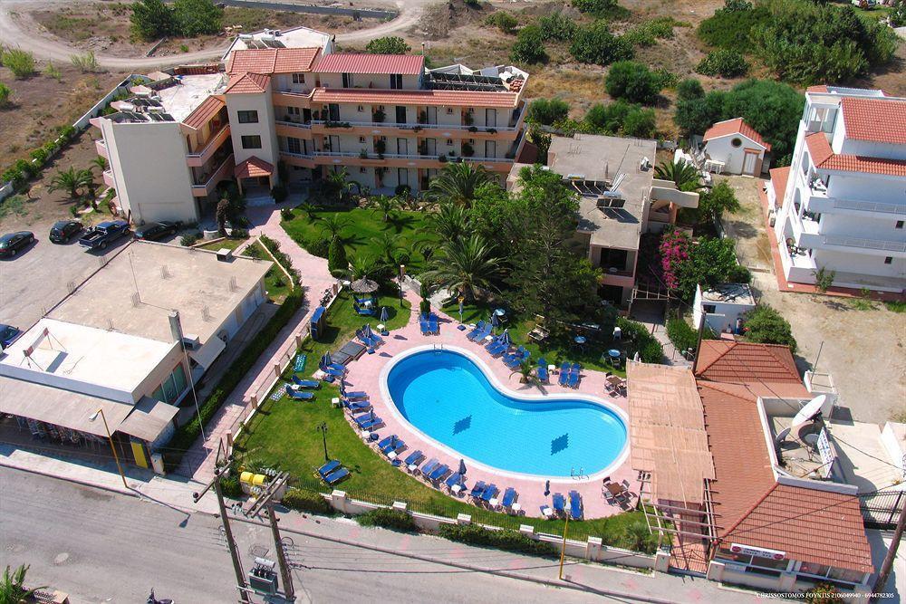 فاليراكي Lyristis Dinos Studios & Apartments المظهر الخارجي الصورة