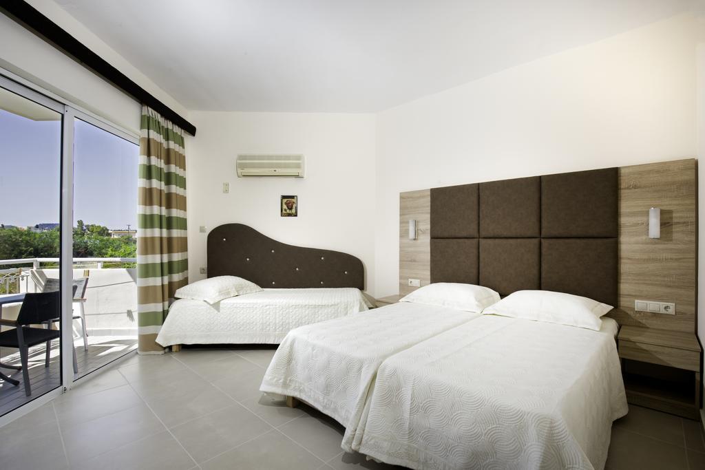 فاليراكي Lyristis Dinos Studios & Apartments المظهر الخارجي الصورة