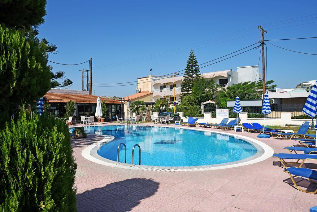 فاليراكي Lyristis Dinos Studios & Apartments المظهر الخارجي الصورة