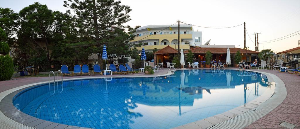 فاليراكي Lyristis Dinos Studios & Apartments المظهر الخارجي الصورة