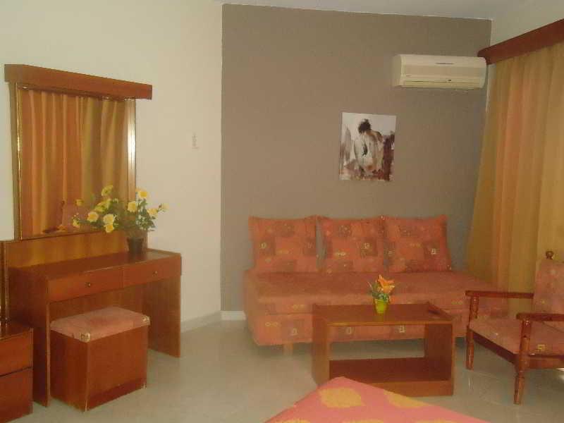 فاليراكي Lyristis Dinos Studios & Apartments المظهر الخارجي الصورة