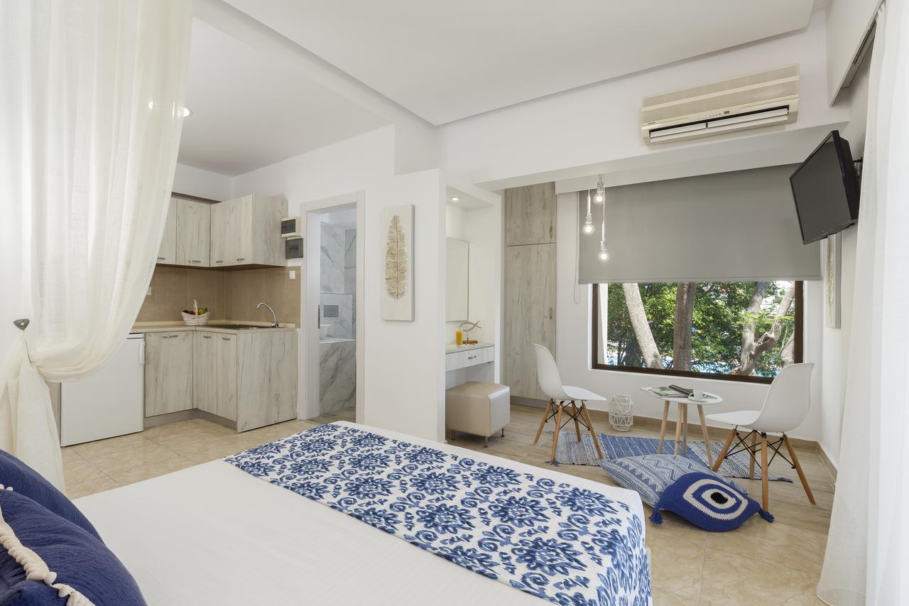 فاليراكي Lyristis Dinos Studios & Apartments المظهر الخارجي الصورة