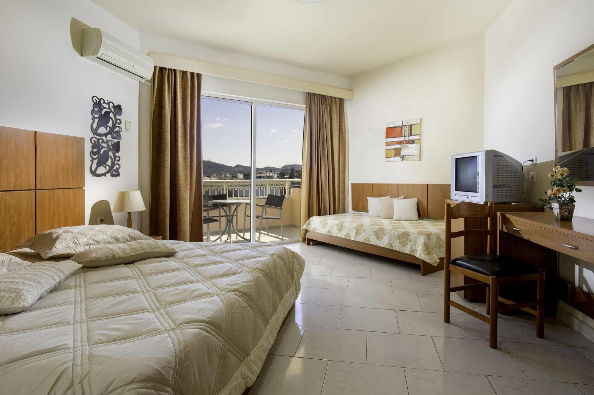 فاليراكي Lyristis Dinos Studios & Apartments المظهر الخارجي الصورة