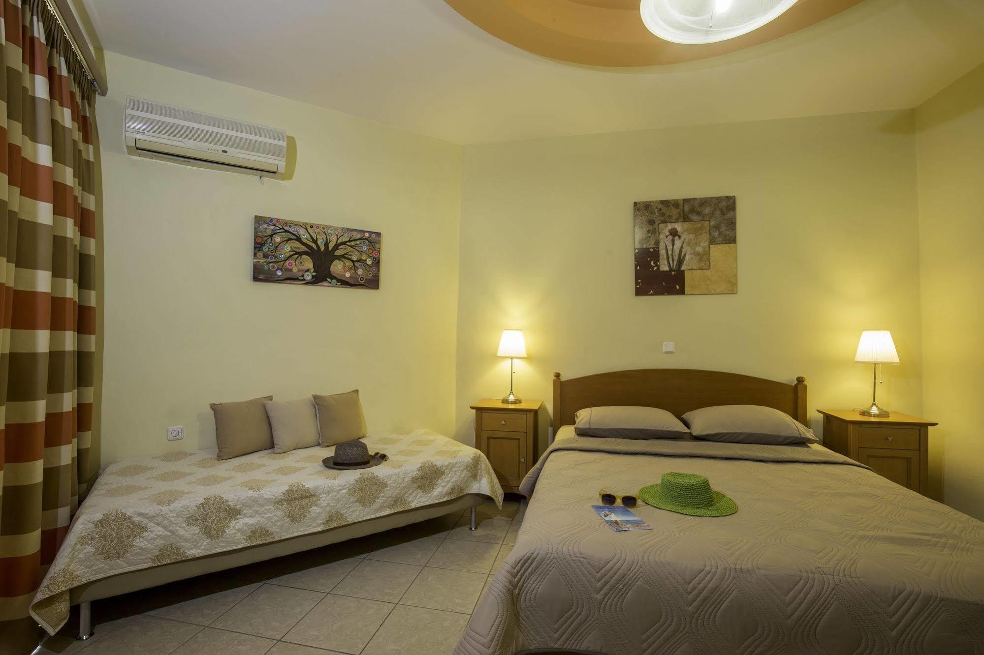 فاليراكي Lyristis Dinos Studios & Apartments المظهر الخارجي الصورة