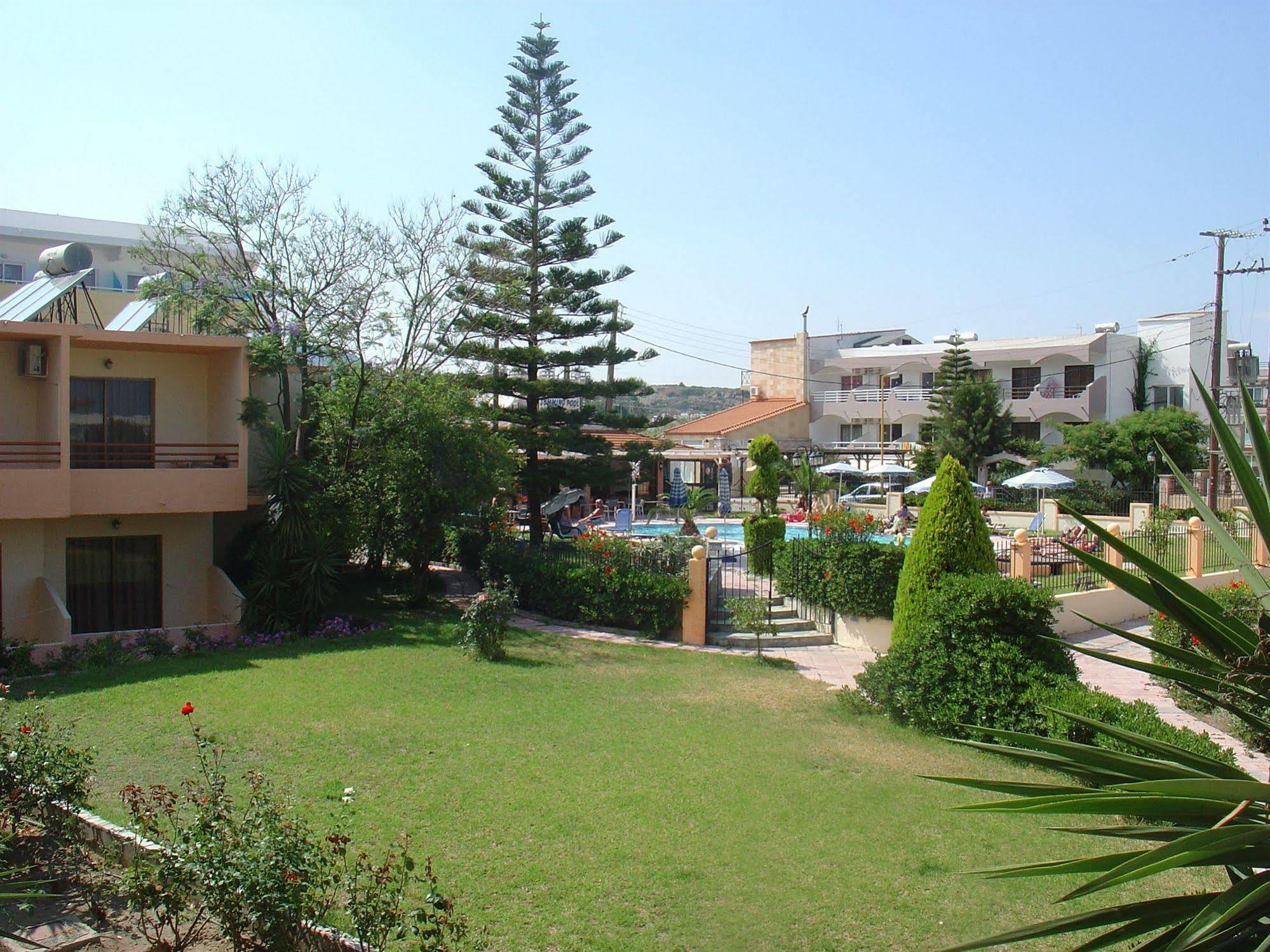فاليراكي Lyristis Dinos Studios & Apartments المظهر الخارجي الصورة